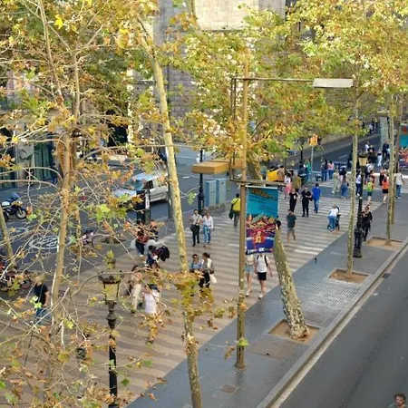Ella Boqueria Penzion