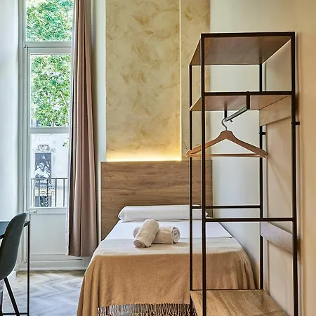 Parisien 2*
